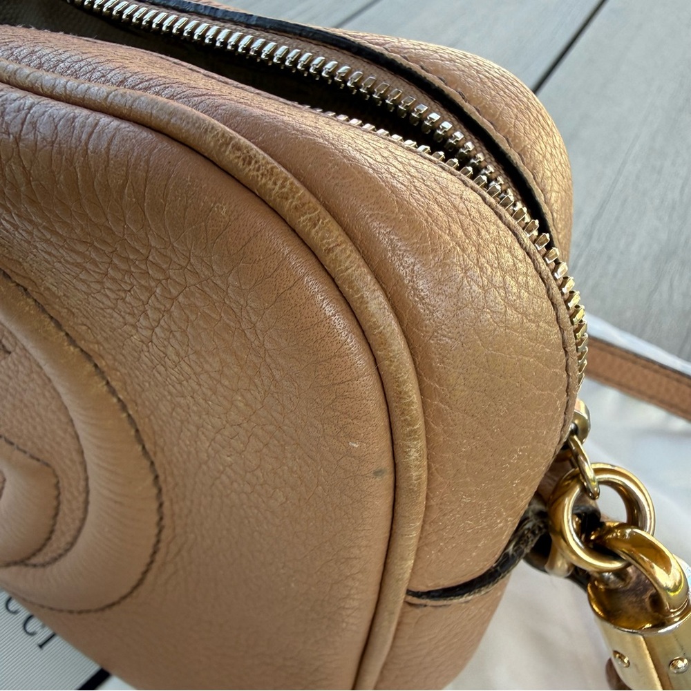 Authentic Gucci Soho Disco bag with pebble leather design (dust bag included) - Picture 14 of 17